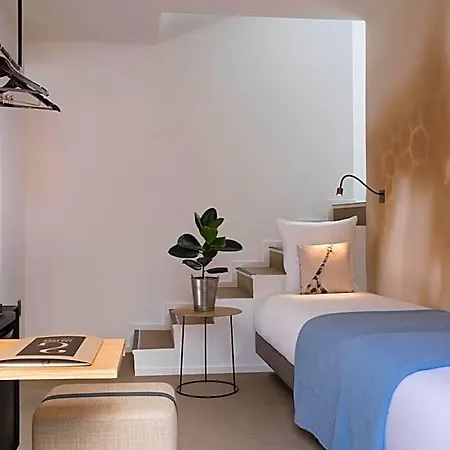 Hotel Les Deux Girafes 4*