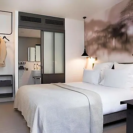 Les Deux Girafes Hotel 4*