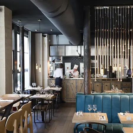 酒店 双长颈鹿酒店 4*