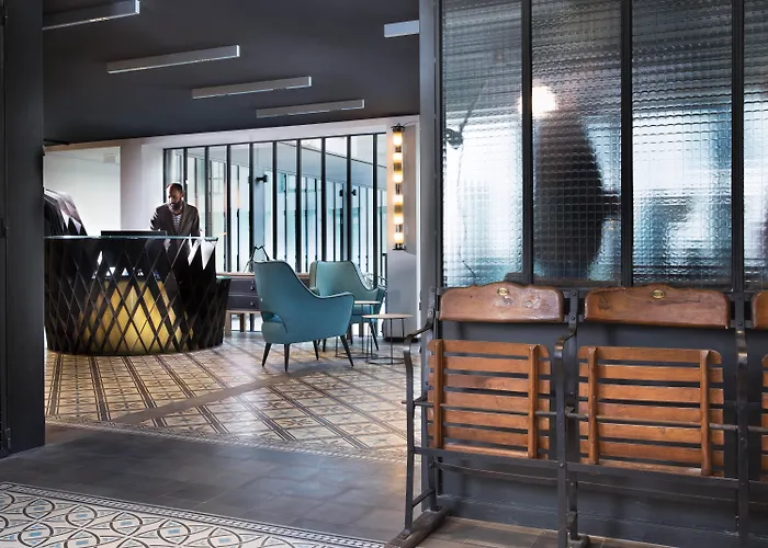 Les Deux Girafes Hotel 4*