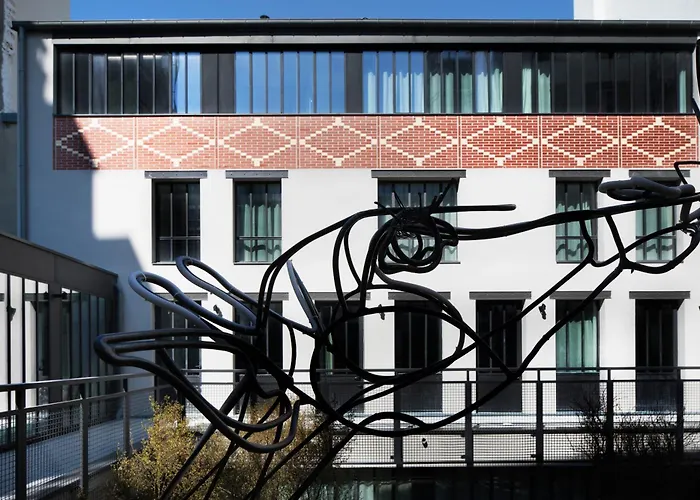 Les Deux Girafes Hotel