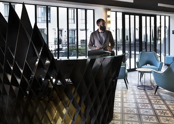 Les Deux Girafes Hotel