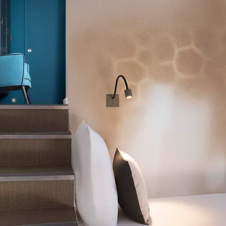 Les Deux Girafes Hotel 4*